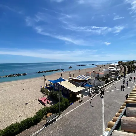 Il Porto - Residenza Sul Mare פורטו רקנאטי