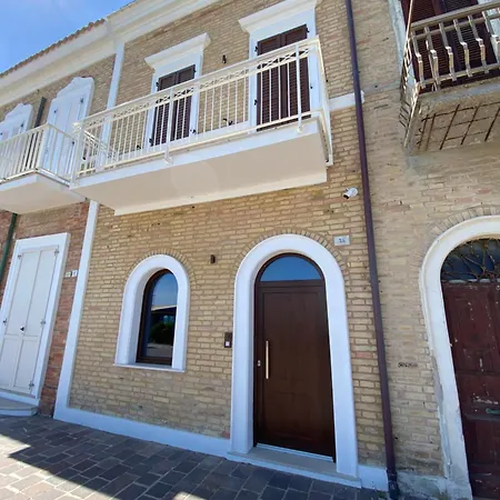 Il Porto - Residenza Sul Mare פורטו רקנאטי